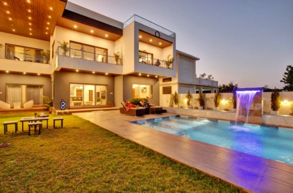 ELIVAAS HORIZON LUXE 5BHK VILLA WITH PRIVATE POOL